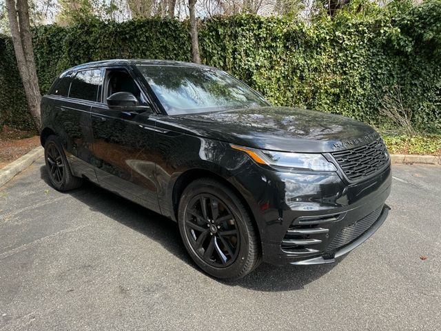 2026 Land Rover Range Rover Velar Dynamic SE