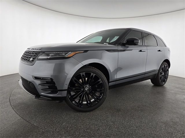 2026 Land Rover Range Rover Velar Dynamic SE
