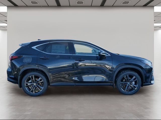 2026 Lexus NX 450h+ Luxury