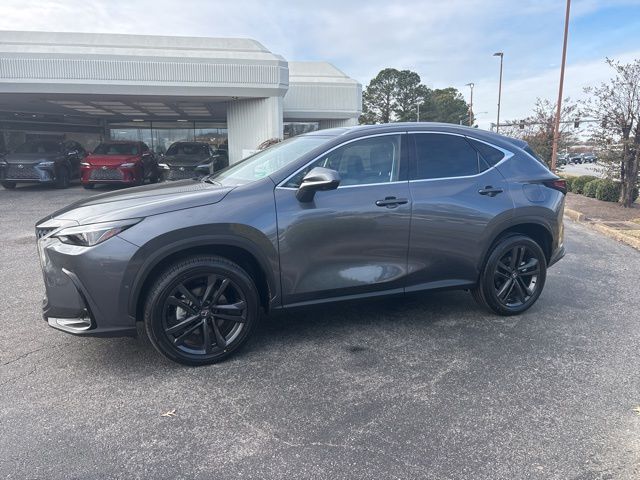 2026 Lexus NX 450h+ Luxury