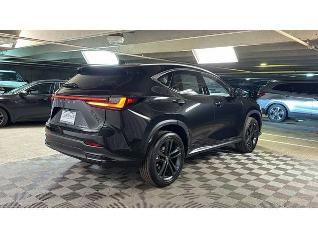 2026 Lexus NX 450h+ Luxury