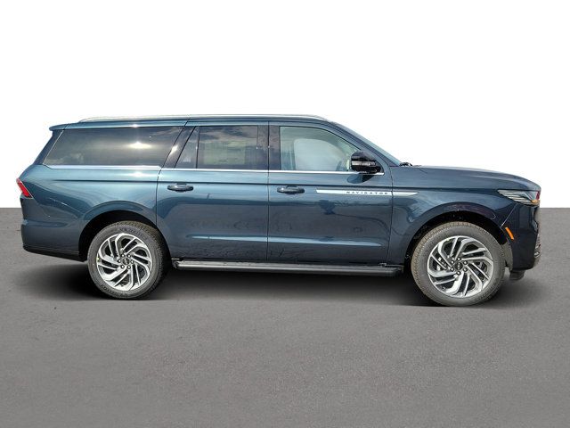 2026 Lincoln Navigator L Premiere