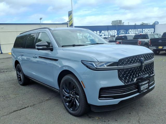 2026 Lincoln Navigator L Reserve