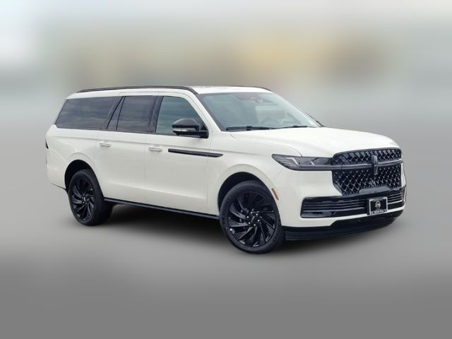 2026 Lincoln Navigator L Reserve