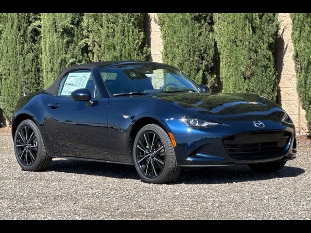2026 Mazda MX-5 Miata Grand Touring