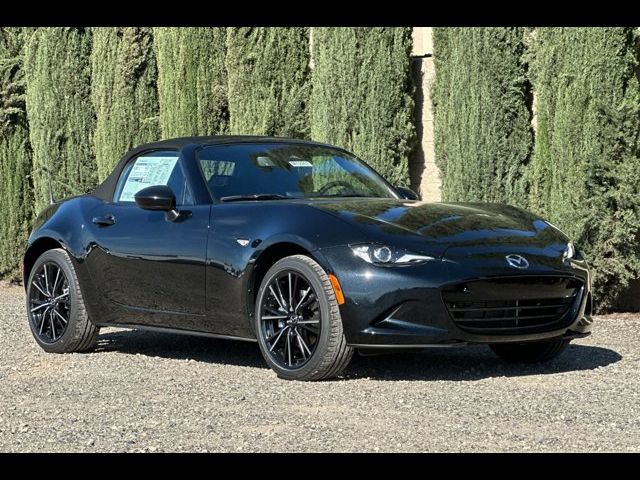 2026 Mazda MX-5 Miata Grand Touring