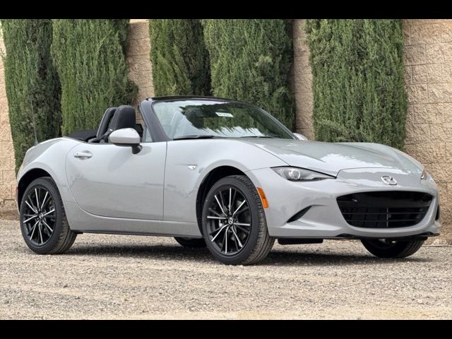 2026 Mazda MX-5 Miata Grand Touring