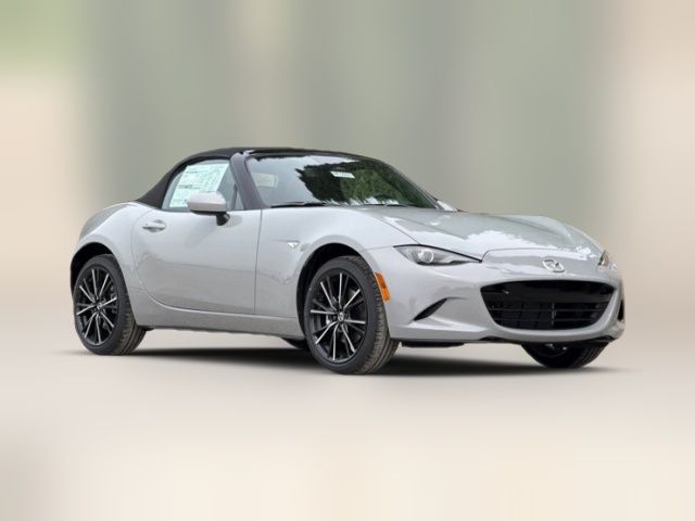 2026 Mazda MX-5 Miata Grand Touring
