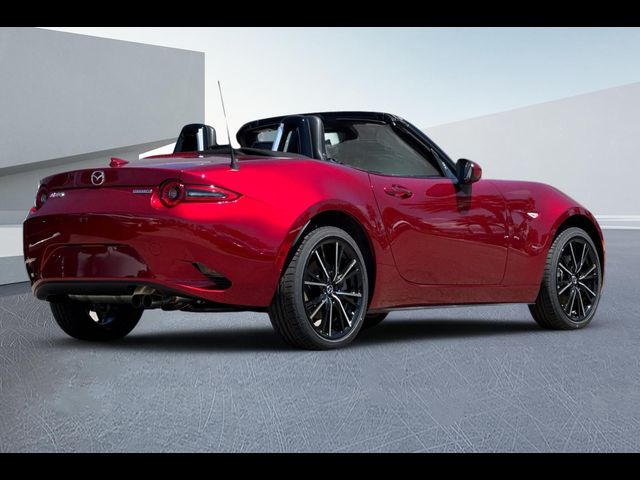 2026 Mazda MX-5 Miata Grand Touring