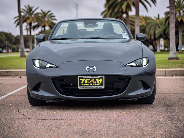 2026 Mazda MX-5 Miata Grand Touring
