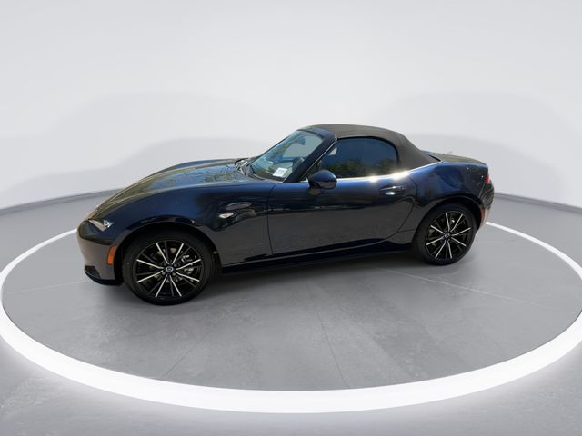 2026 Mazda MX-5 Miata Grand Touring