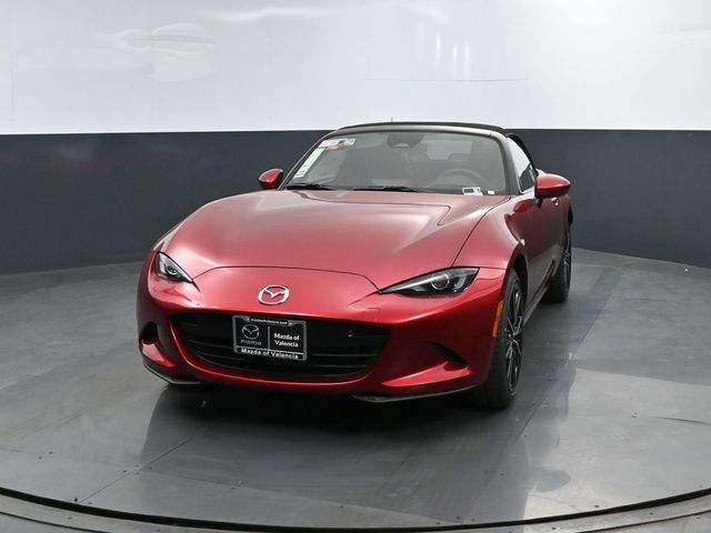 2026 Mazda MX-5 Miata Grand Touring