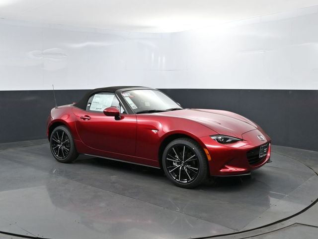 2026 Mazda MX-5 Miata Grand Touring