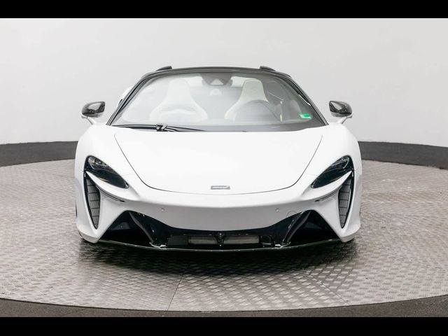 2026 McLaren Artura Base