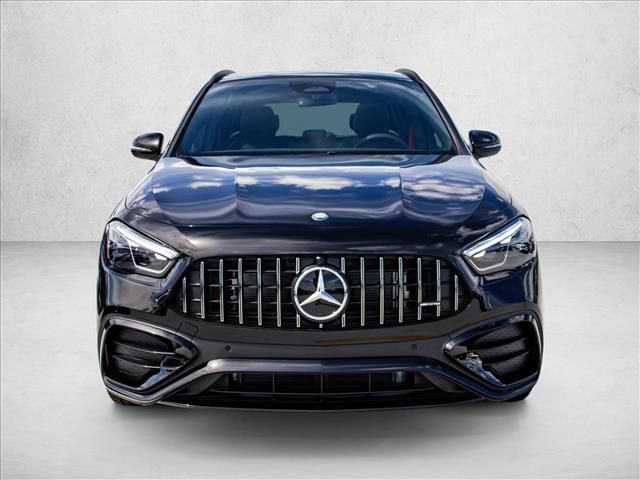 2026 Mercedes-Benz GLA AMG 35