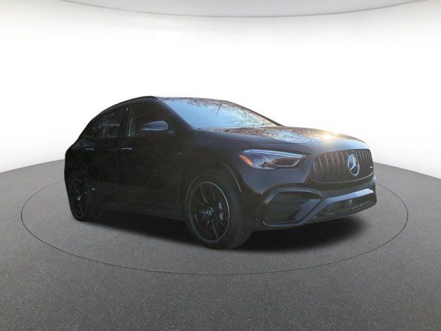2026 Mercedes-Benz GLA AMG 35