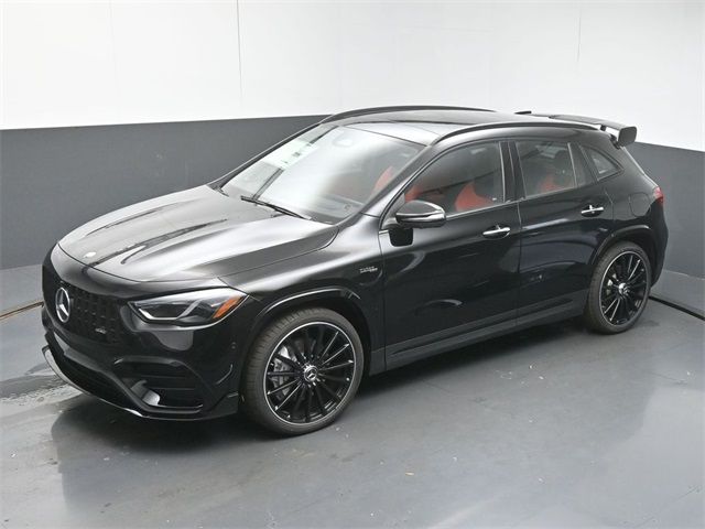 2026 Mercedes-Benz GLA AMG 35