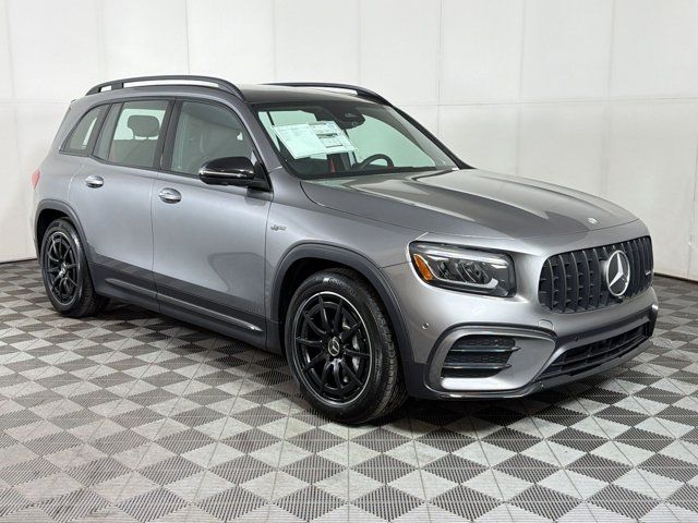2026 Mercedes-Benz GLB AMG 35