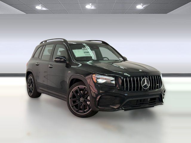 2026 Mercedes-Benz GLB AMG 35
