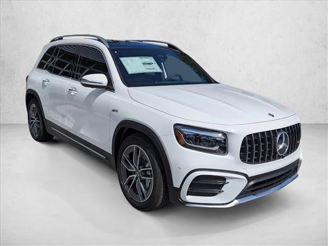 2026 Mercedes-Benz GLB AMG 35