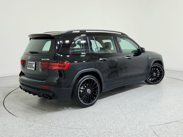 2026 Mercedes-Benz GLB AMG 35