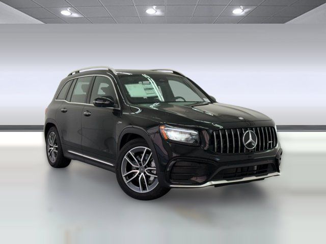 2026 Mercedes-Benz GLB AMG 35