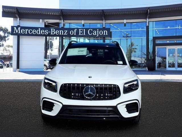 2026 Mercedes-Benz GLB AMG 35