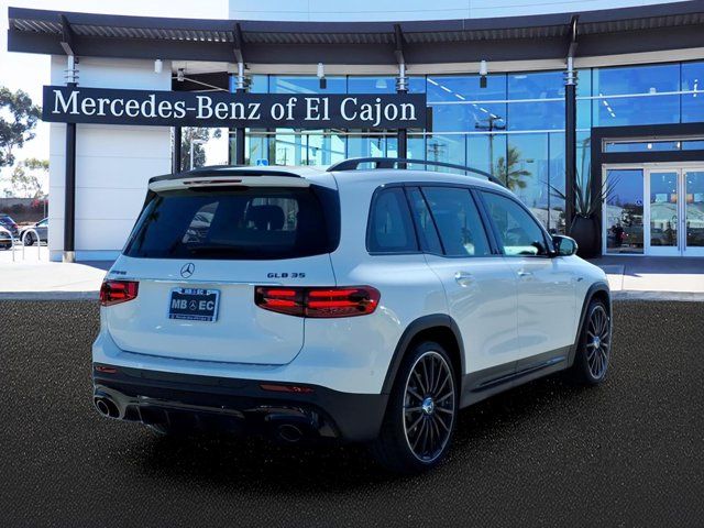 2026 Mercedes-Benz GLB AMG 35