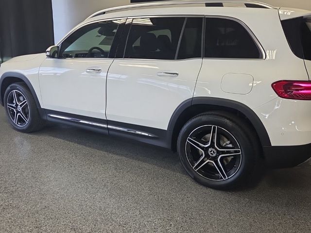 2026 Mercedes-Benz GLB 250