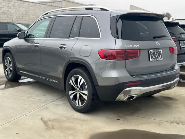 2026 Mercedes-Benz GLB 250