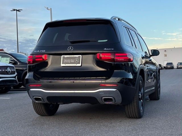 2026 Mercedes-Benz GLB 250