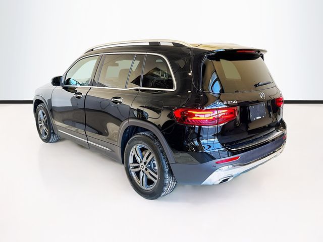 2026 Mercedes-Benz GLB 250