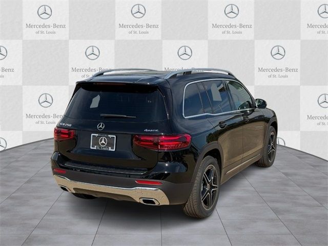 2026 Mercedes-Benz GLB 250