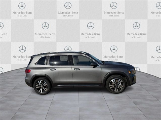 2026 Mercedes-Benz GLB 250