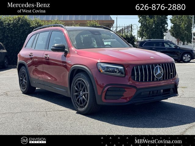 2026 Mercedes-Benz GLB AMG 35