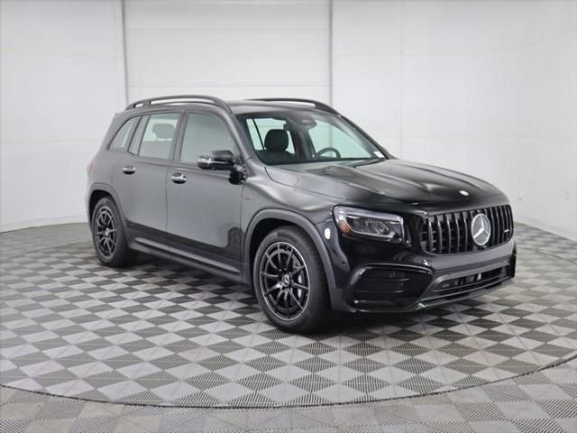 2026 Mercedes-Benz GLB AMG 35