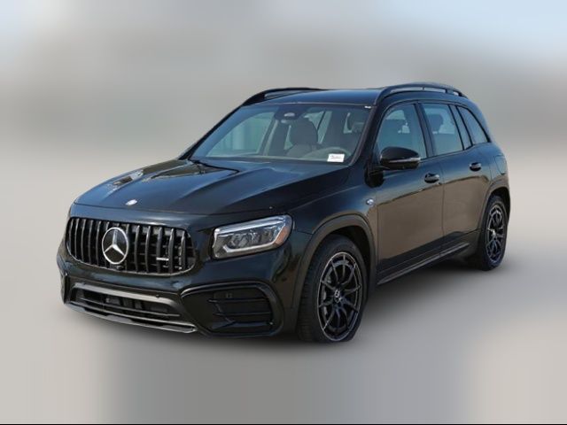 2026 Mercedes-Benz GLB AMG 35