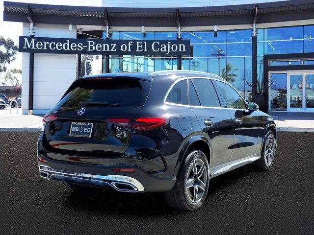 2026 Mercedes-Benz GLC 300