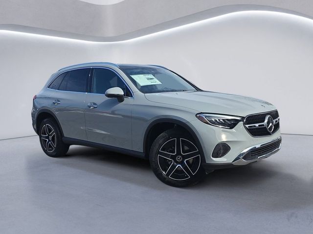 2026 Mercedes-Benz GLC 300