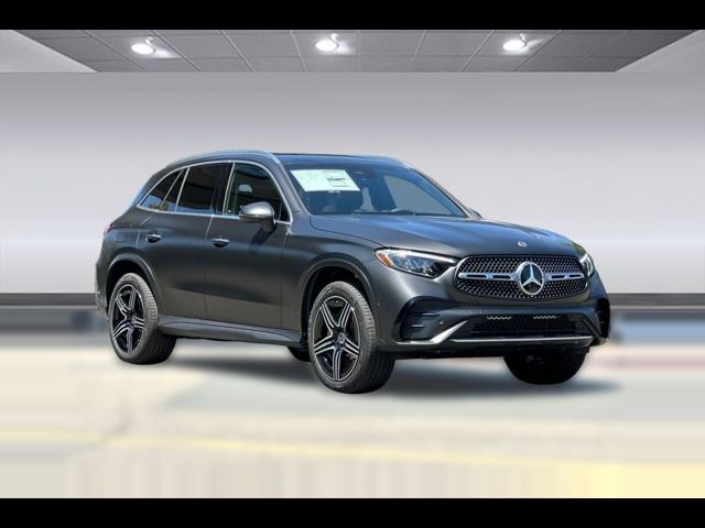 2026 Mercedes-Benz GLC 300