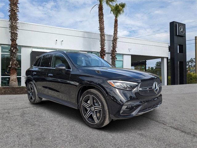 2026 Mercedes-Benz GLC 300