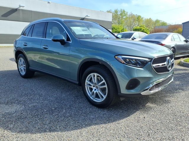 2026 Mercedes-Benz GLC 300