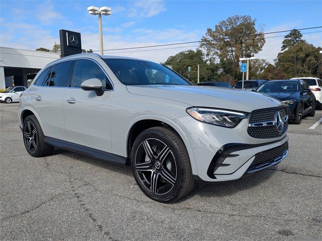 2026 Mercedes-Benz GLC 300