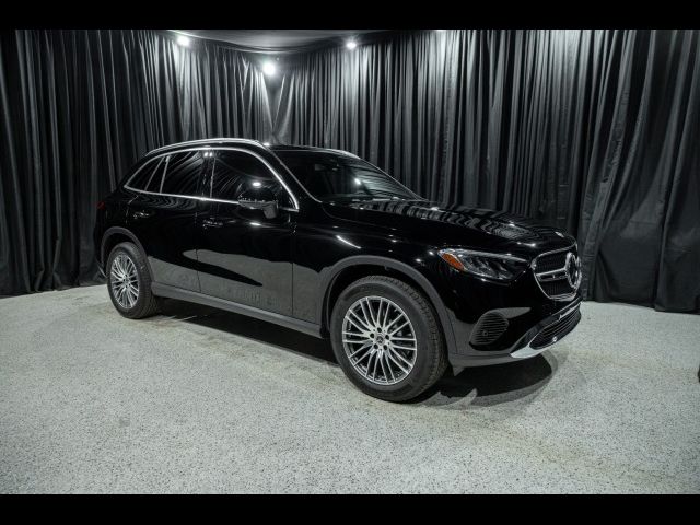 2026 Mercedes-Benz GLC 300