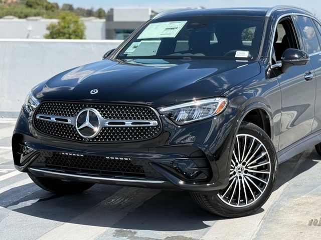 2026 Mercedes-Benz GLC 300