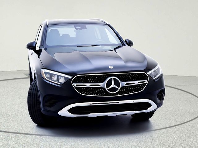 2026 Mercedes-Benz GLC 300