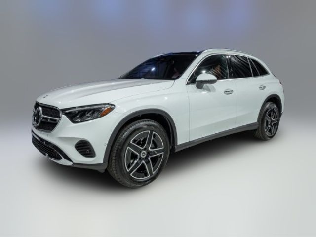 2026 Mercedes-Benz GLC 300
