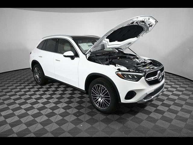 2026 Mercedes-Benz GLC 300