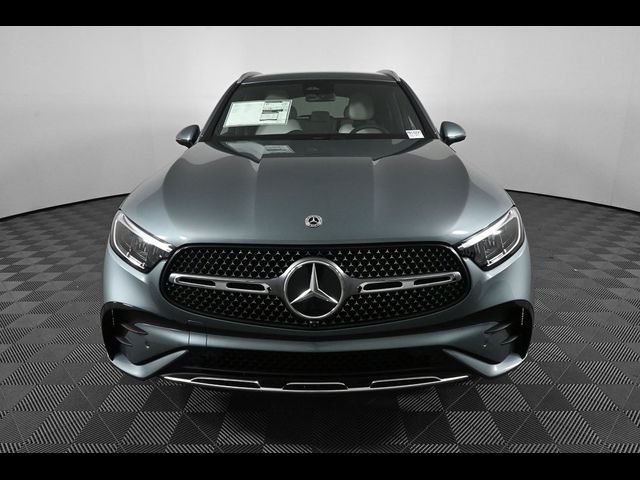 2026 Mercedes-Benz GLC 300