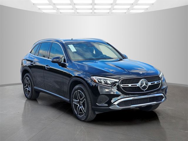 2026 Mercedes-Benz GLC 300